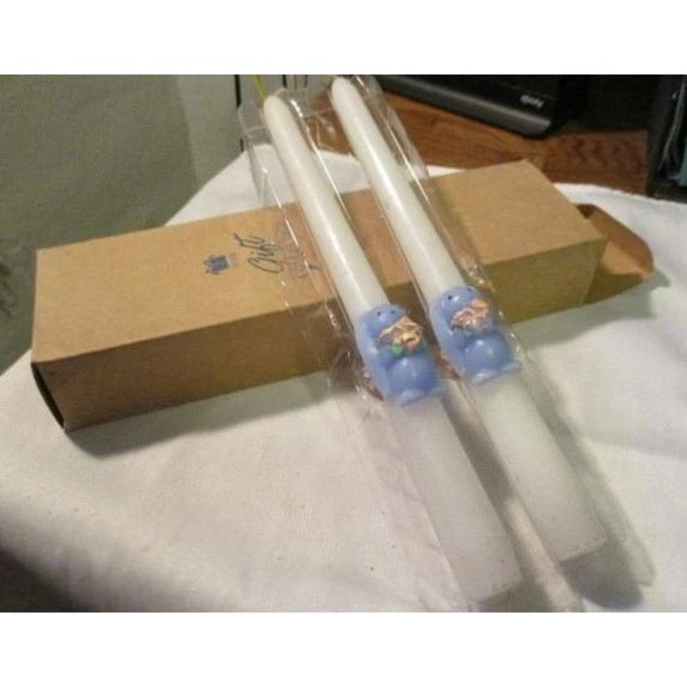 Avon Gift Collection White Candles‎ with Blue Bunny Charm